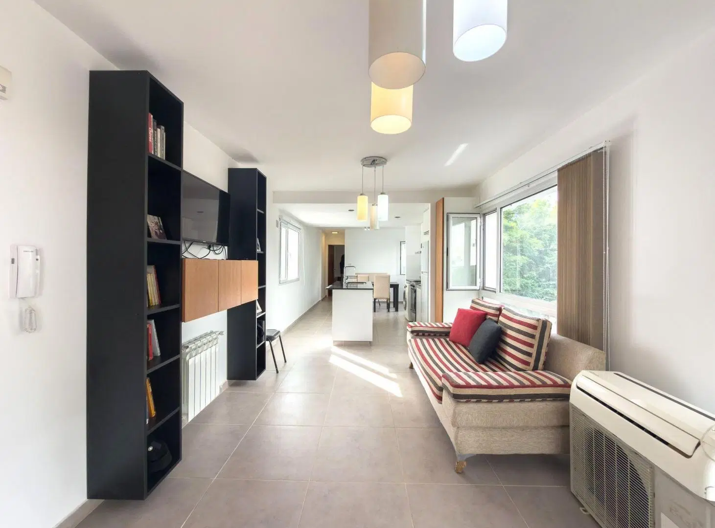 Departamento venta La Plata. 1 dormitorio y balcón 5