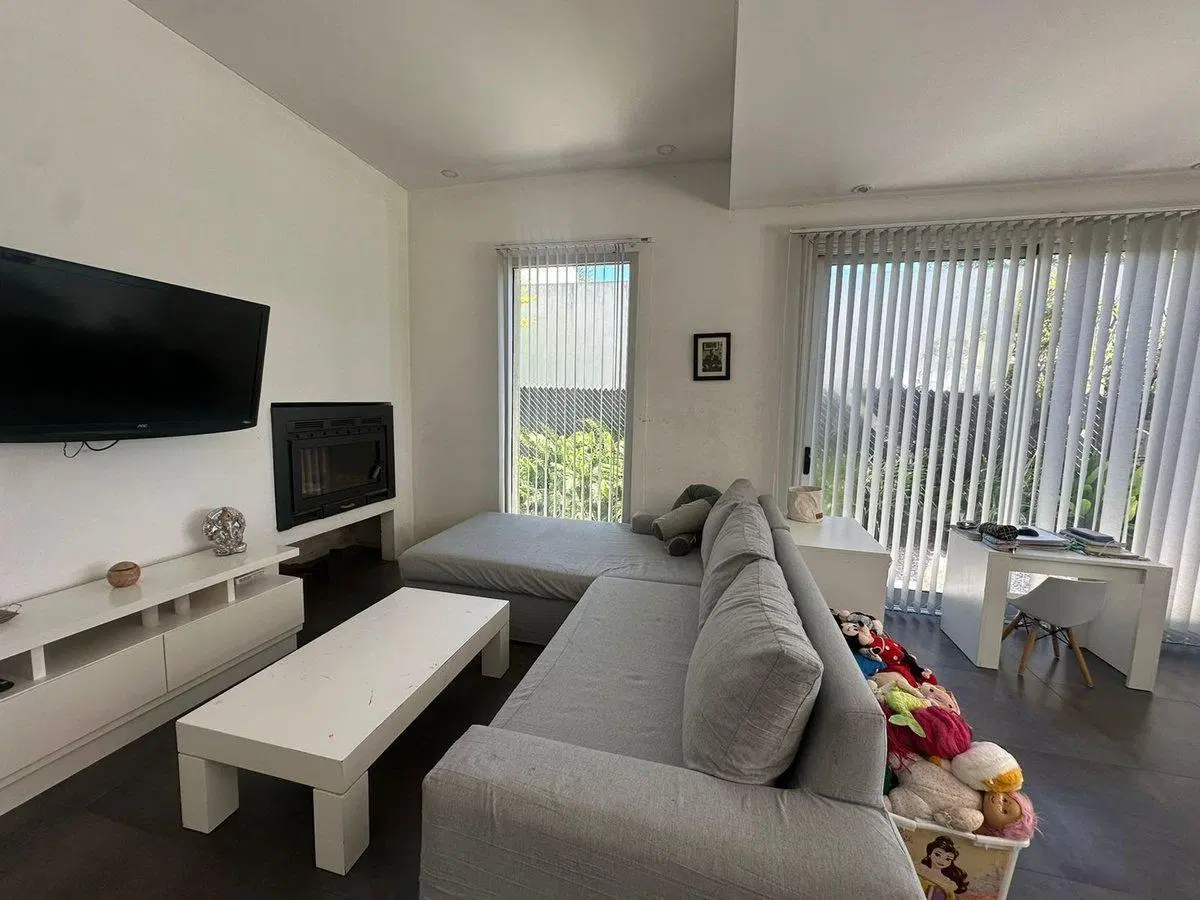 CASA EN VENTA EL QUIMILAR A TERMINAR 5