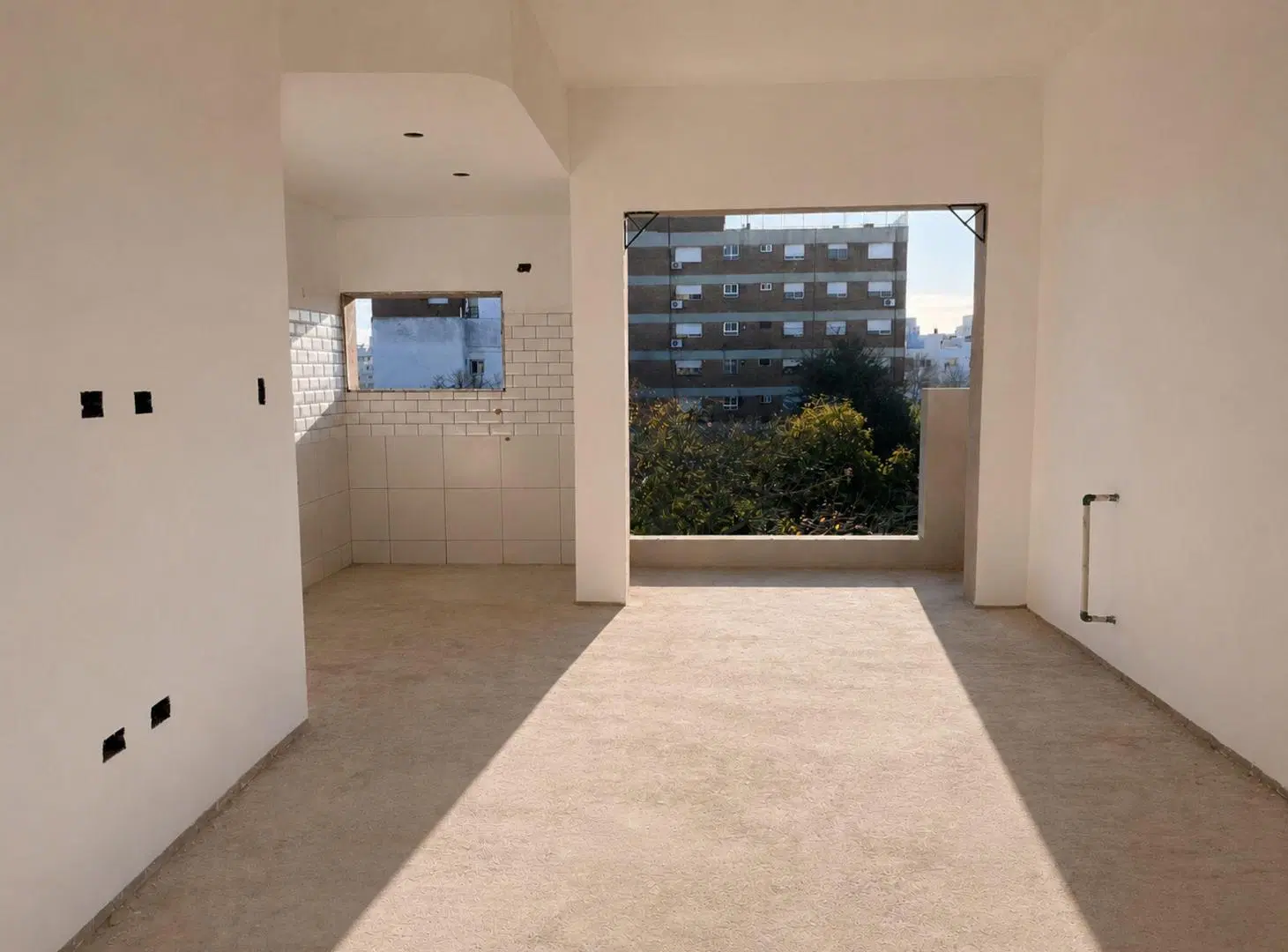 SEMIPISO EN VENTA LA PLATA CON DOBLE BALCON 4