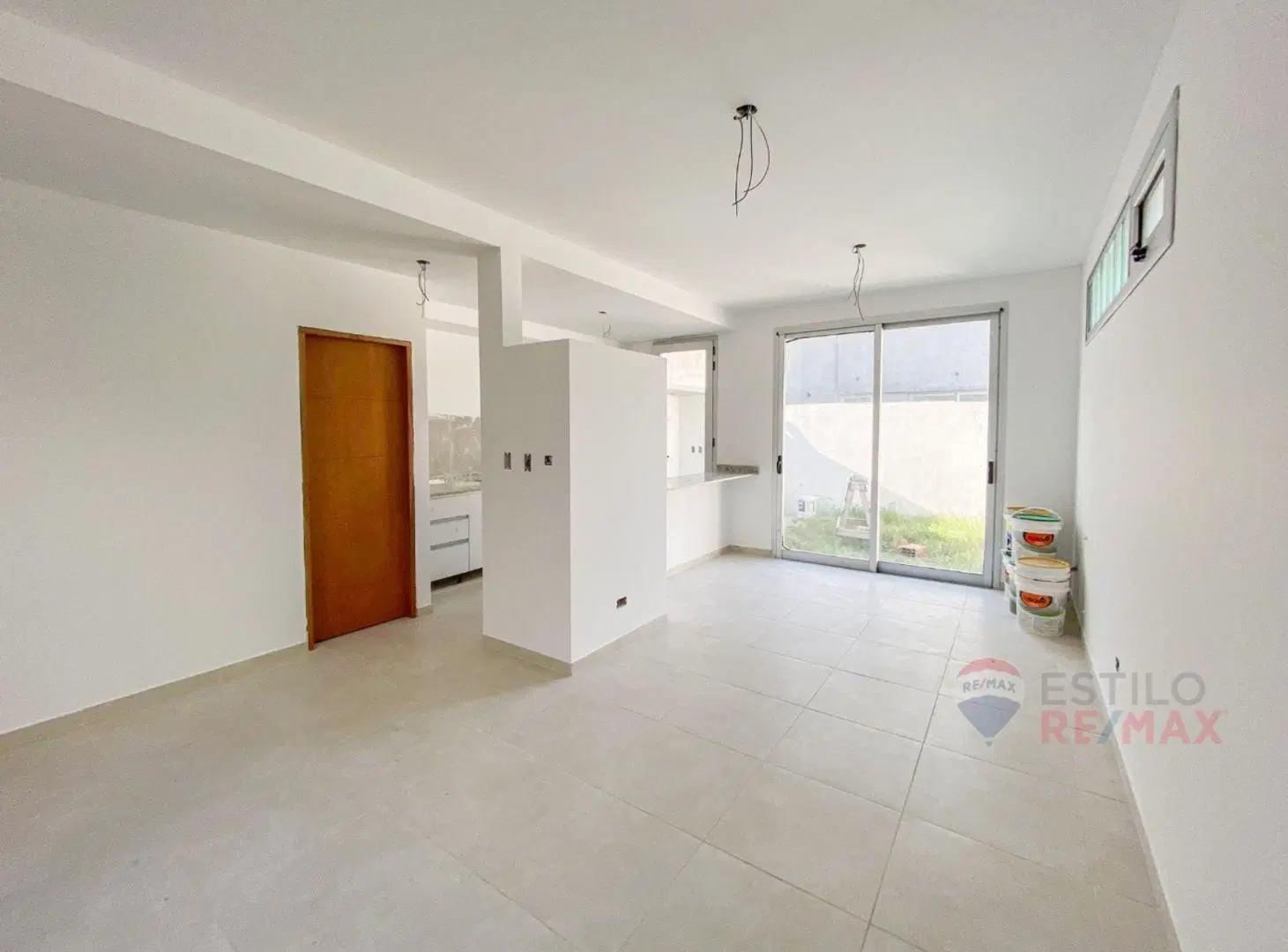 DUPLEX EN VENTA RINGUELET 2 DORMITORIOS COCHERA 2