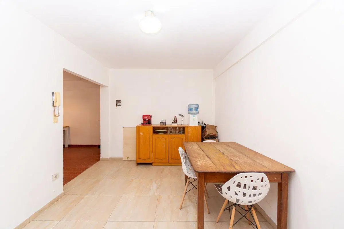 DEPARTAMENTO VENTA LOS HORNOS 2 DORMITORIOS GARAJE 4