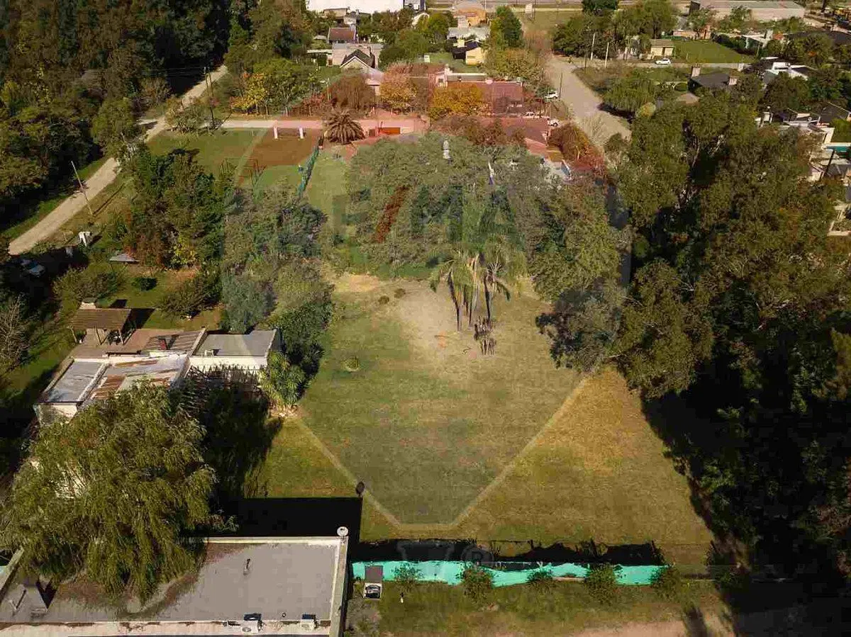 LOTE EN VENTA BRANDSEN 4