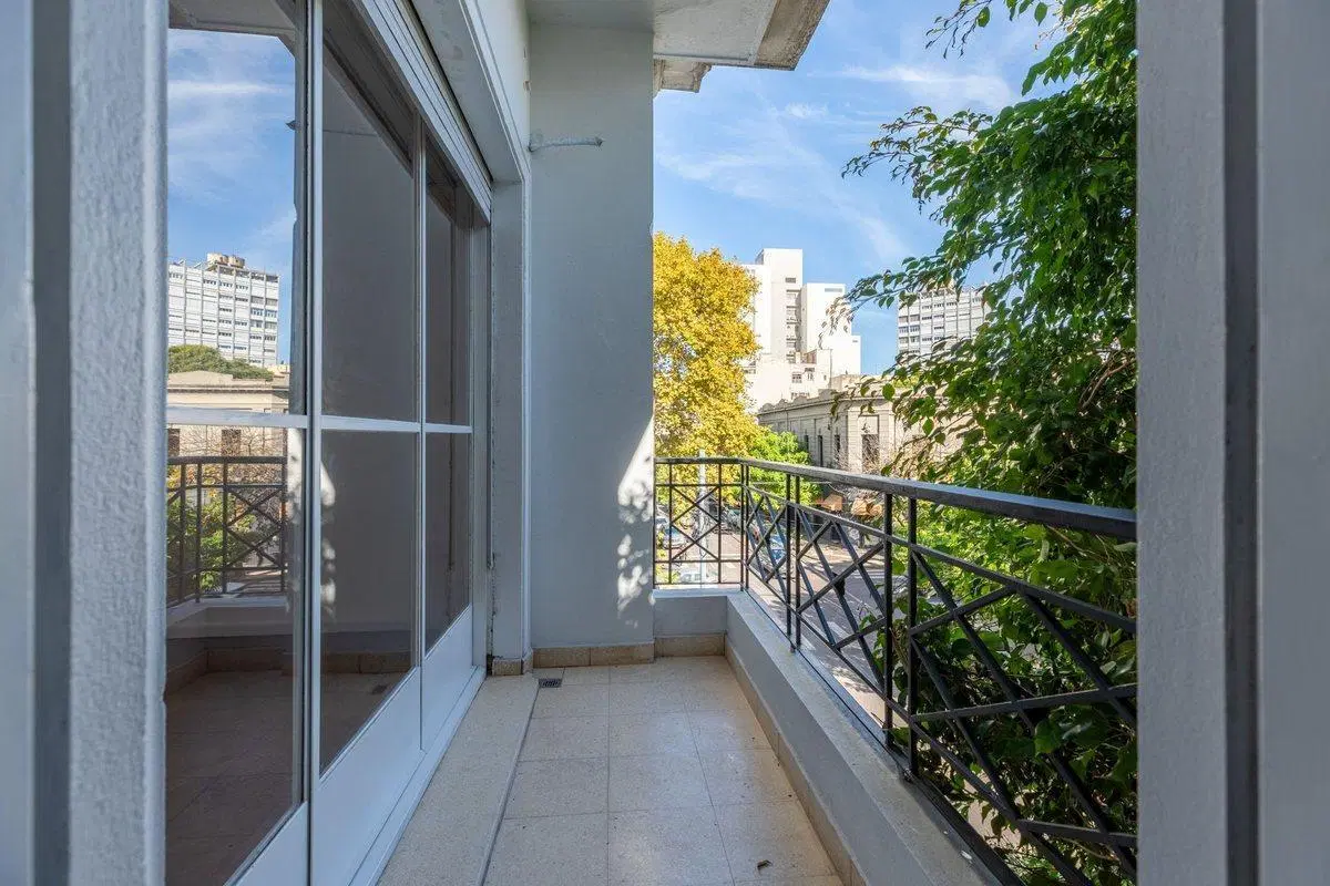 DEPARTAMENTO VENTA LA PLATA 2 DORMITORIOS TERRAZA 2
