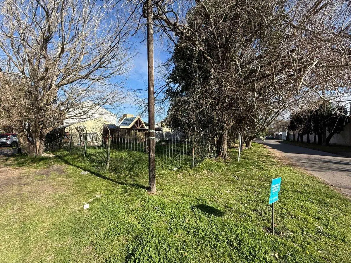 Lote en Venta en City Bell 3