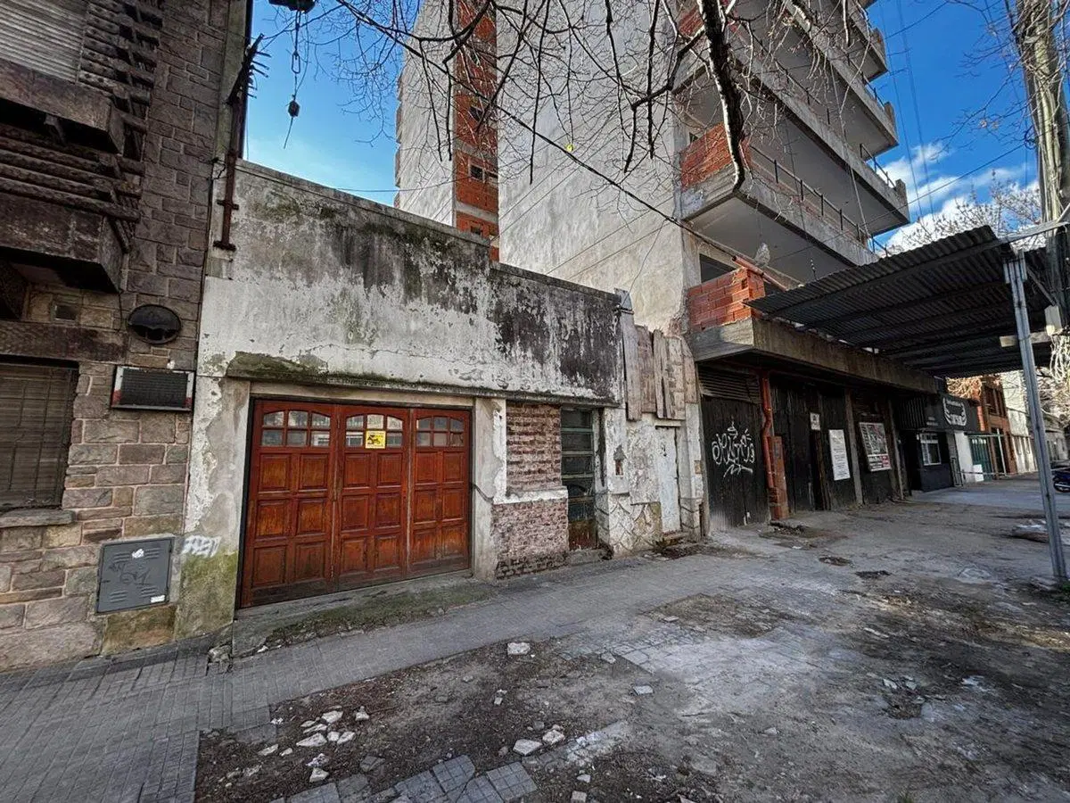 LOTE EN VENTA EN ZONA PLAZA BELGRANO 3