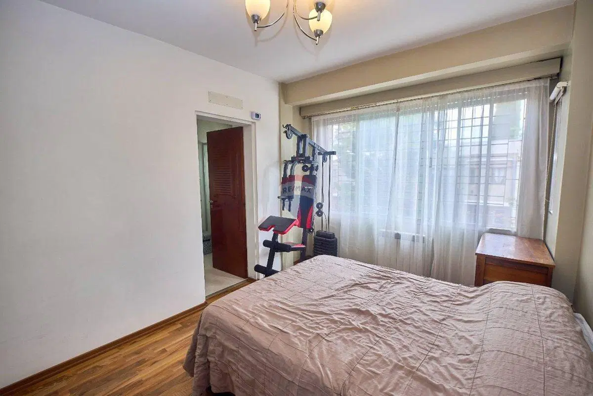 CASA EN VENTA QUILMES 5 ambientes terraza 3