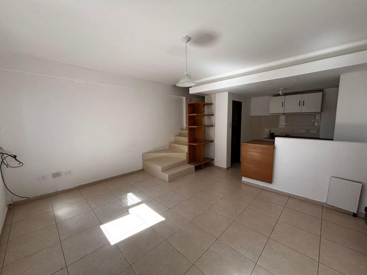 DEPARTAMENTO TIPO DUPLEX EN VENTA LA PLATA