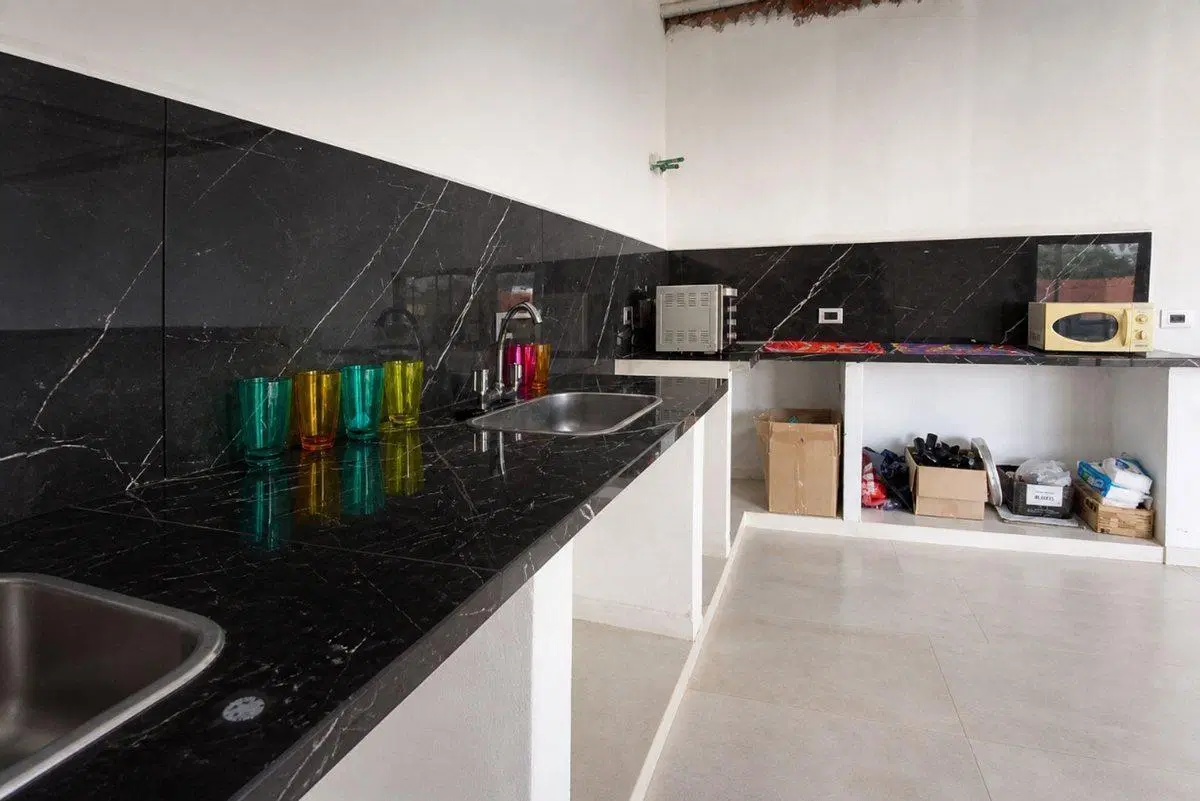 QUINTA EN VENTA LA PLATA CON SALON MULTIUSOS 5