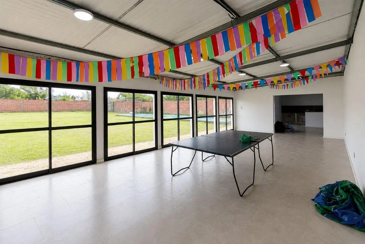 QUINTA EN VENTA LA PLATA CON SALON MULTIUSOS 4