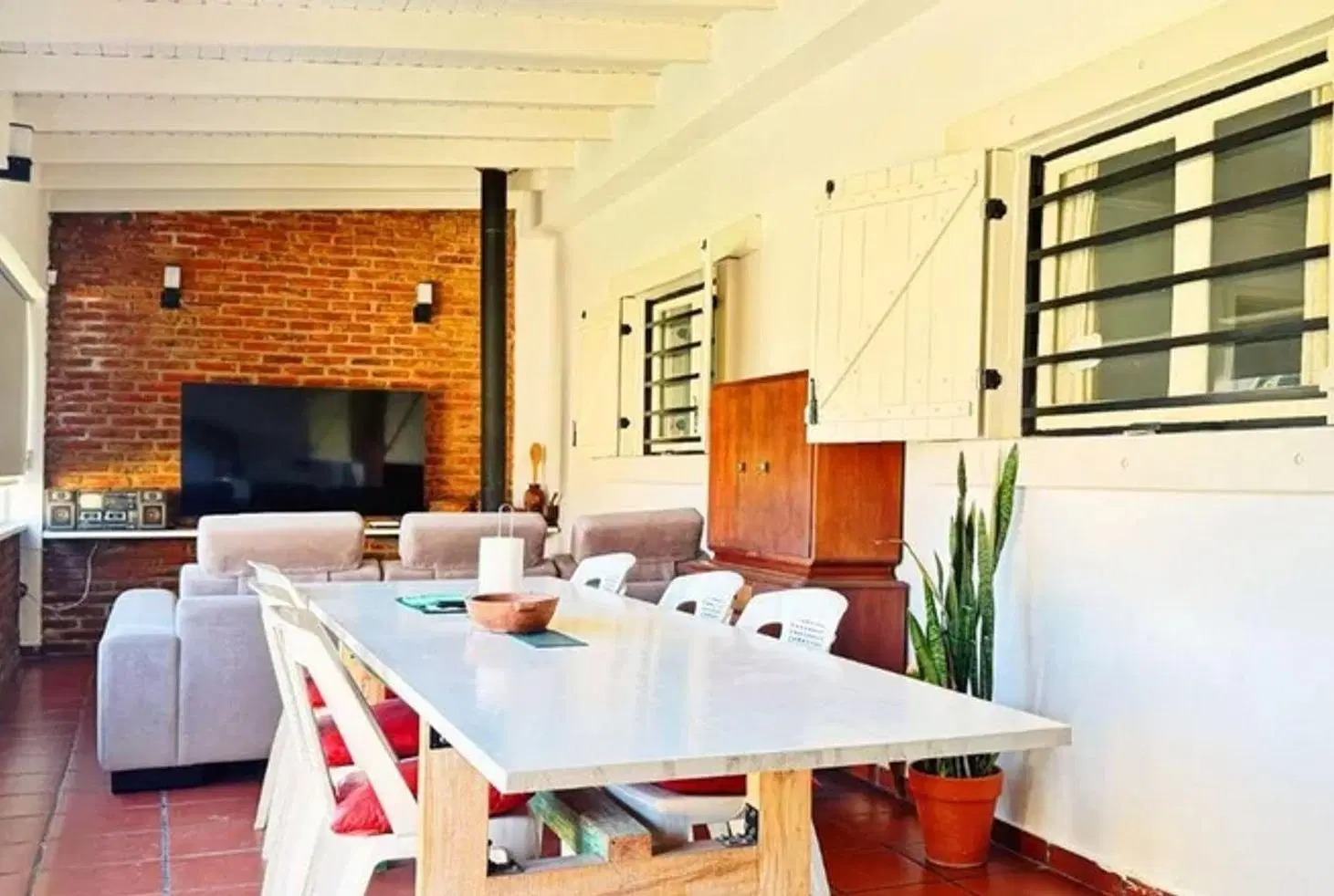 CASA EN VENTA ENSENADA 3 DORMITORIOS 4