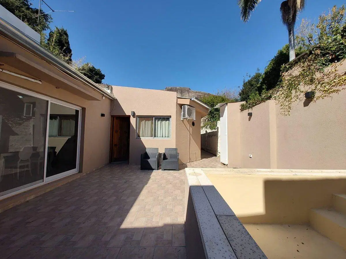 CASA EN VENTA EN BERNAL RECICLADA Y CASA ANTIGUA 5