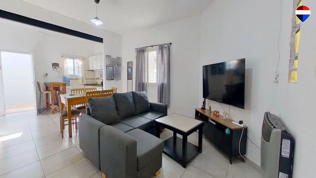 CASA EN VENTA QUILMES 3 DORMITORIOS PATIO 3