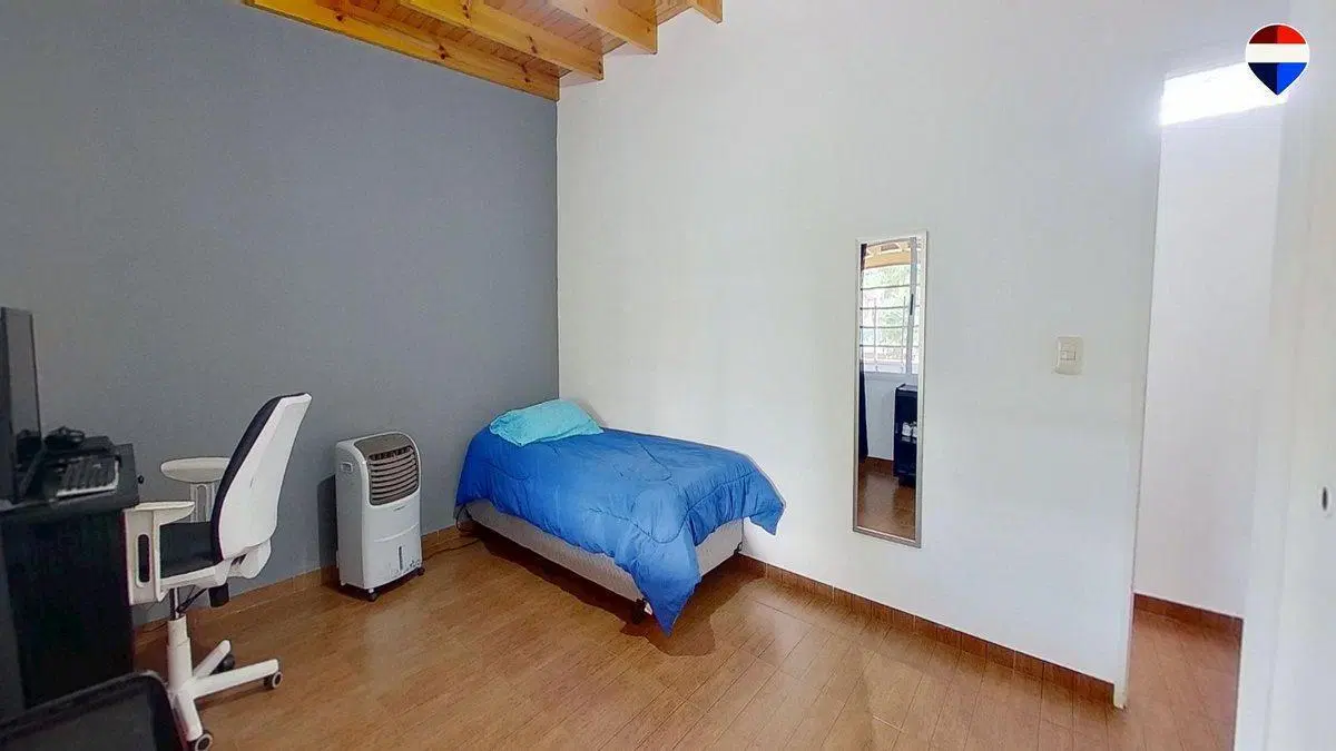 CASA EN VENTA QUILMES 3 DORMITORIOS PATIO 4