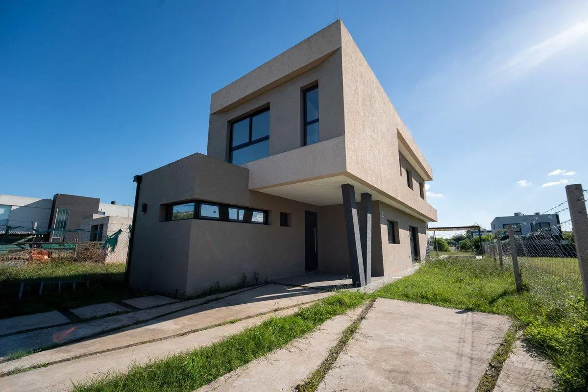 CASA VENTA GORINA 3/4 DORMITORIOS PARQUE PILETA 4