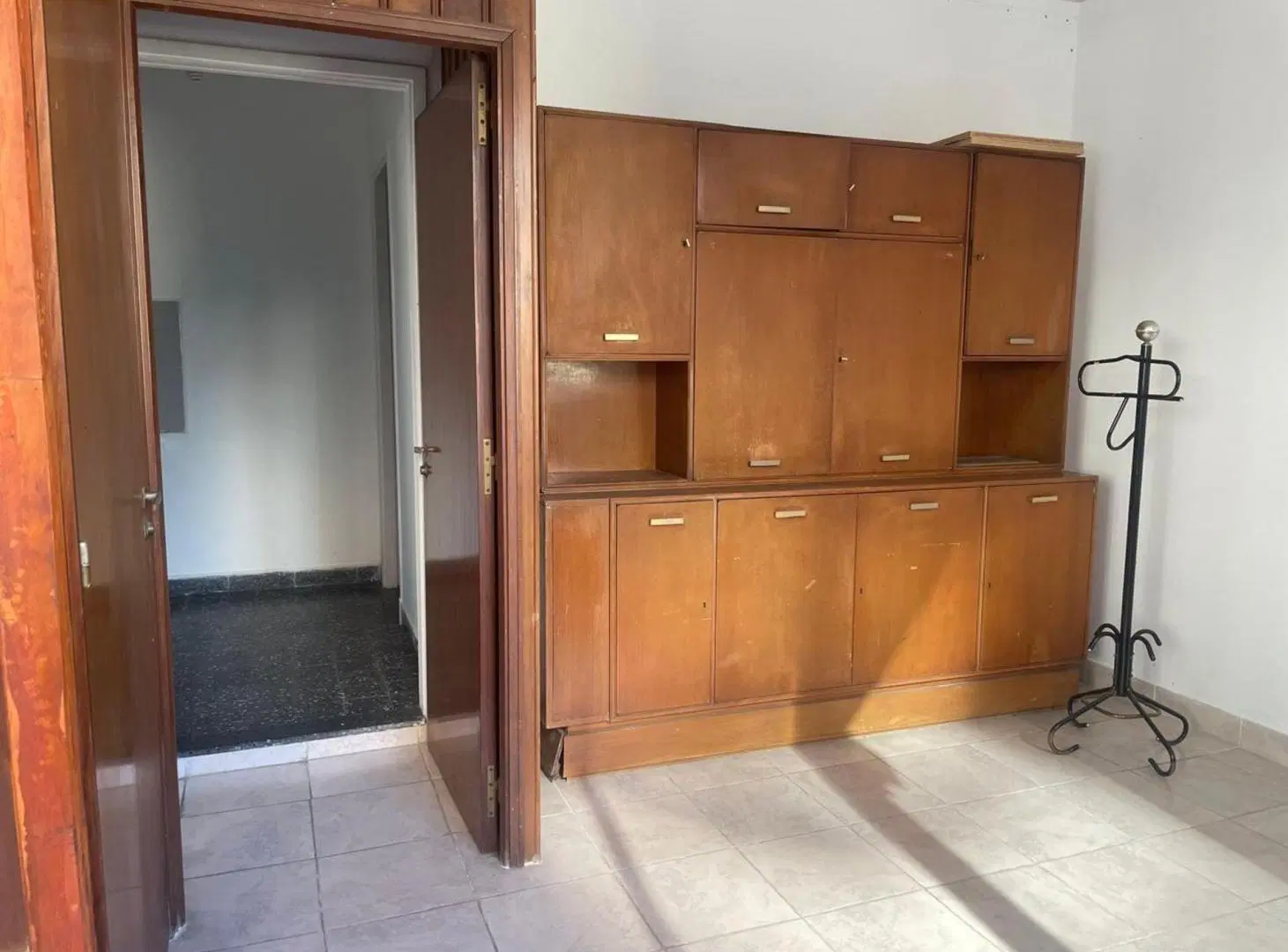 OFICINA EN VENTA LA PLATA 2