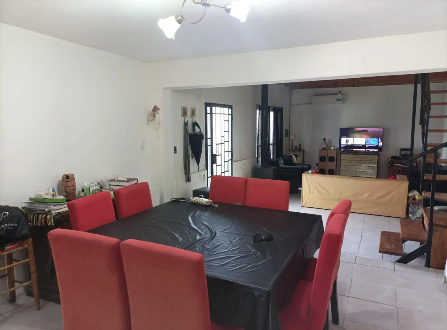 CASA EN VENTA LA PLATA 3 DORMITORIOS PATIO COCHERA 4
