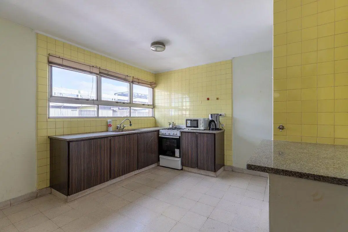 DEPARTAMENTO EN VENTA LA PLATA 4 DORMITORIOS 5