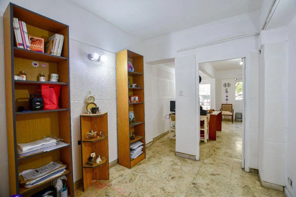 LOCAL EN VENTA LA PLATA 3