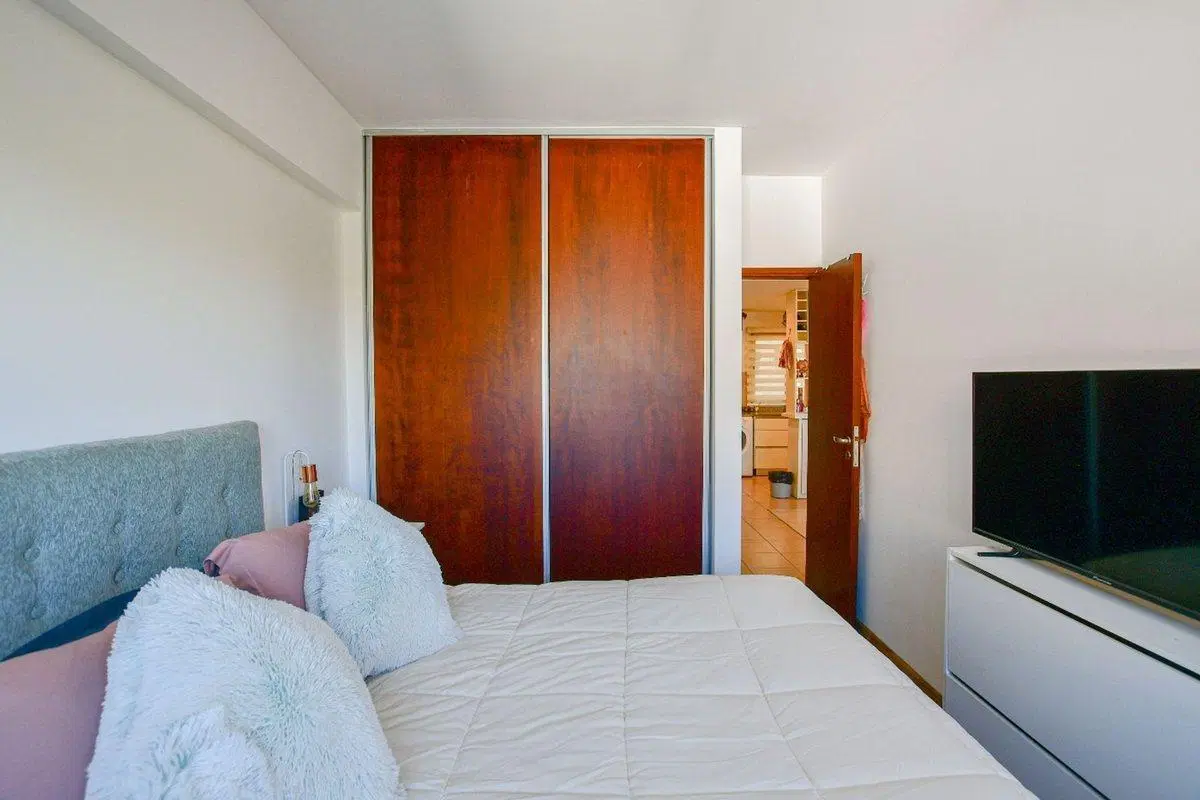 DEPARTAMENTO EN VENTA LA PLATA COCHERA y BAULERAS 8