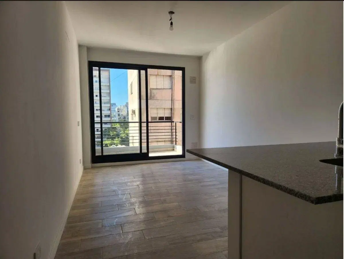 DEPARTAMENTO EN VENTA EN ALMAGRO DE 1 1/2 AMBIENTE 5