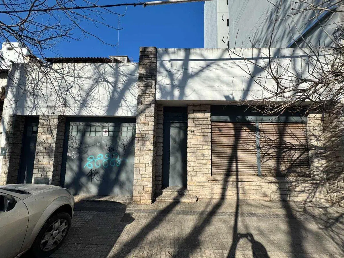 CASA EN VENTA LA PLATA LOTE IDEAL DESARROLLO 8