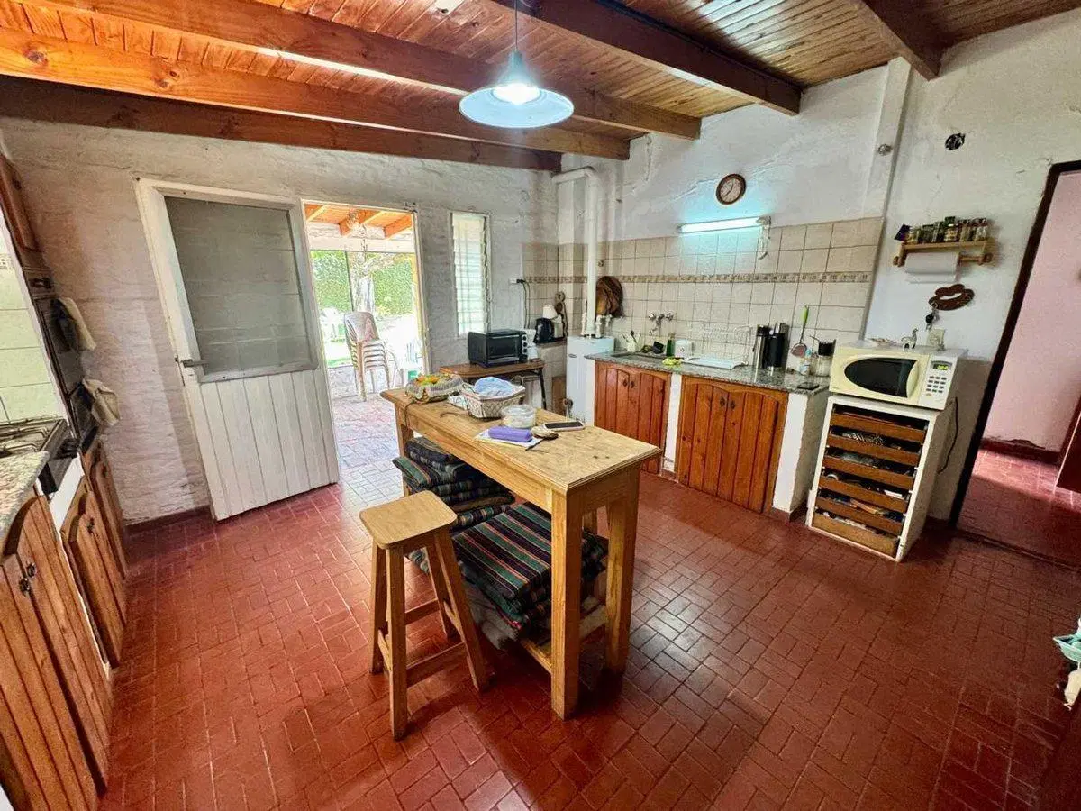 CASA VENTA CITY BELL 2 DORMITORIOS 8