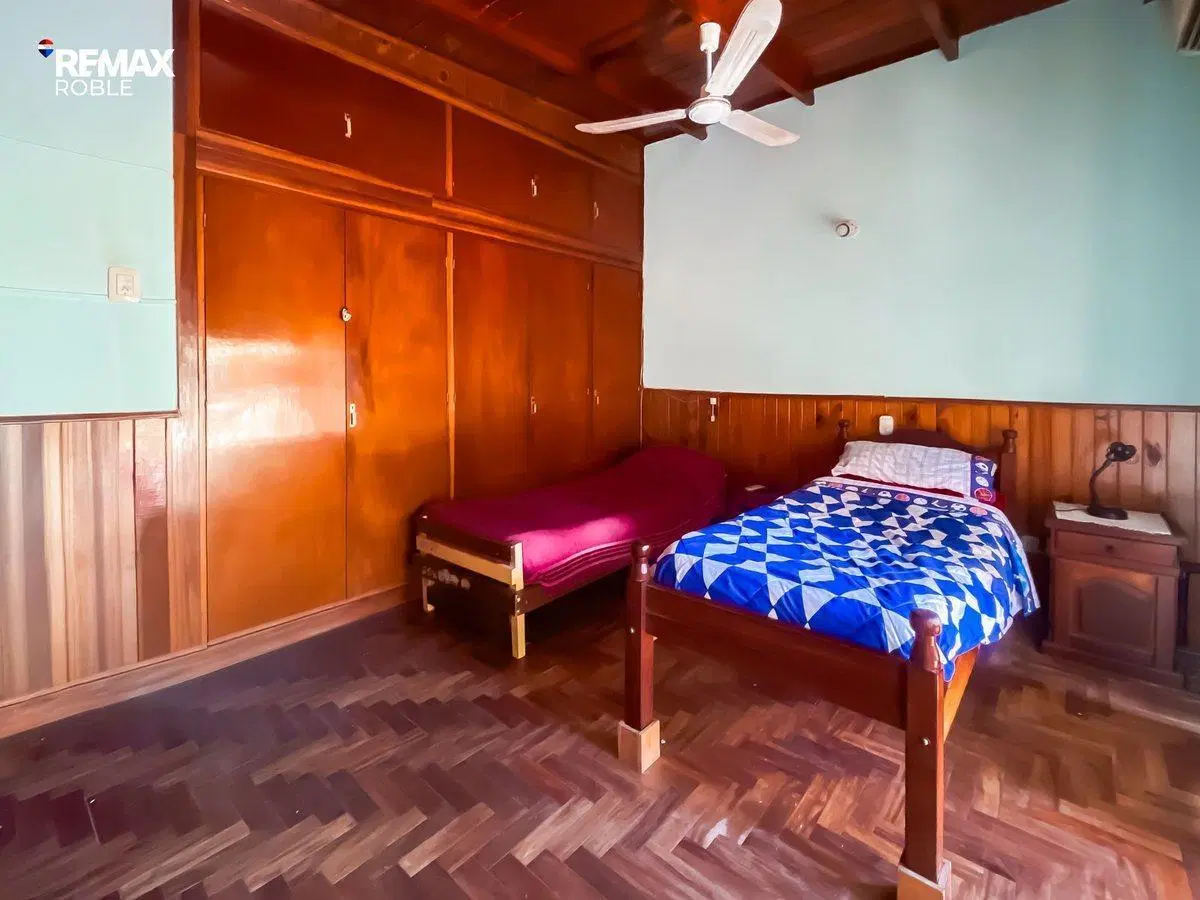 CASA EN VENTA VILLA ELISA 2 DORMITORIOS 8