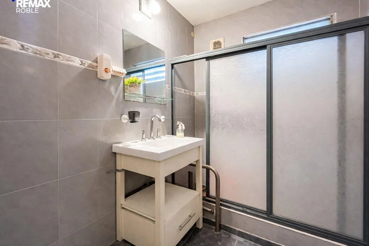 CASA EN VENTA VILLA ELISA 2 DORMITORIOS 5