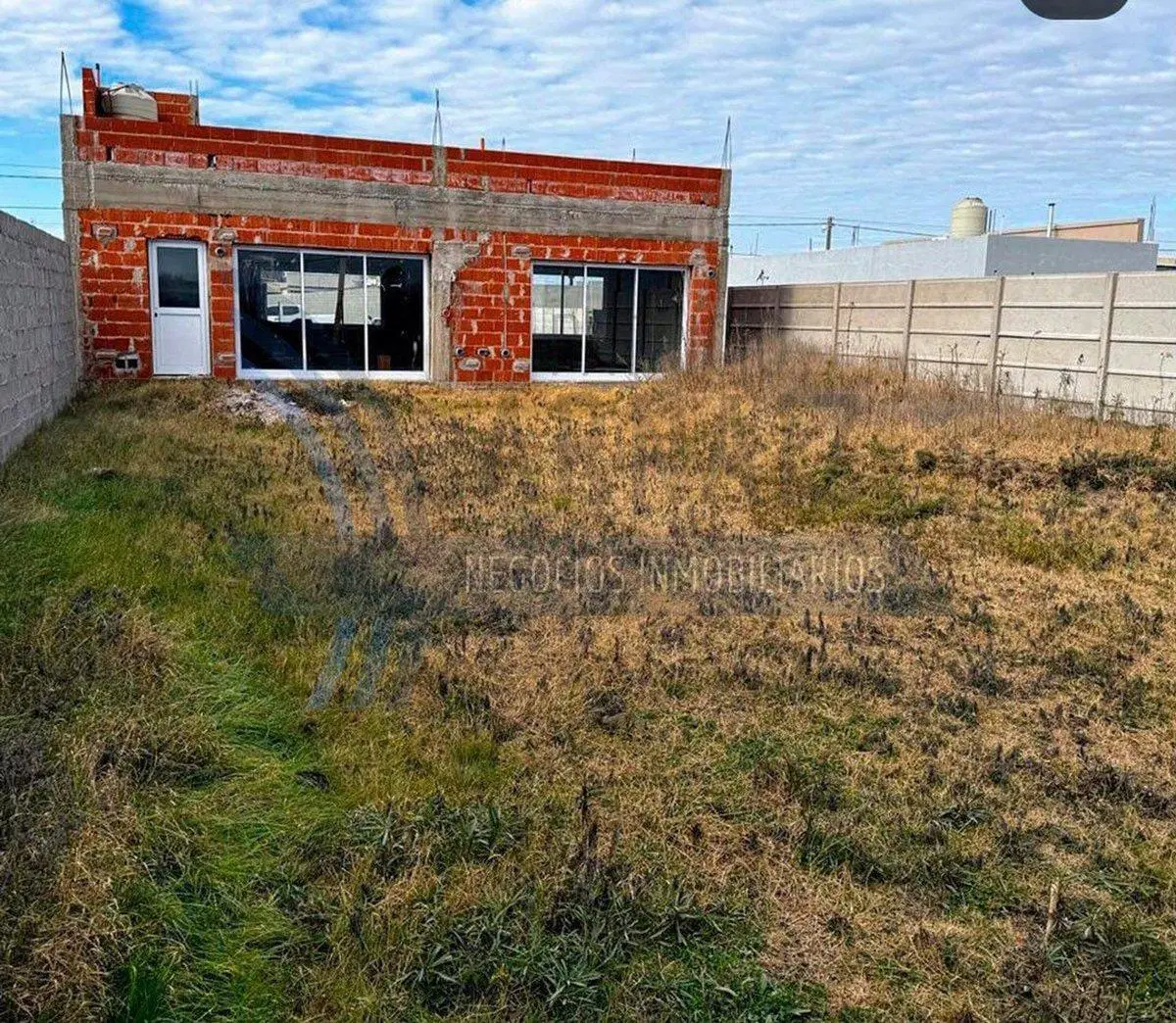CASA EN VENTA EN CONSTRUCCIÓN SALADILLO LOTE 519M2 3