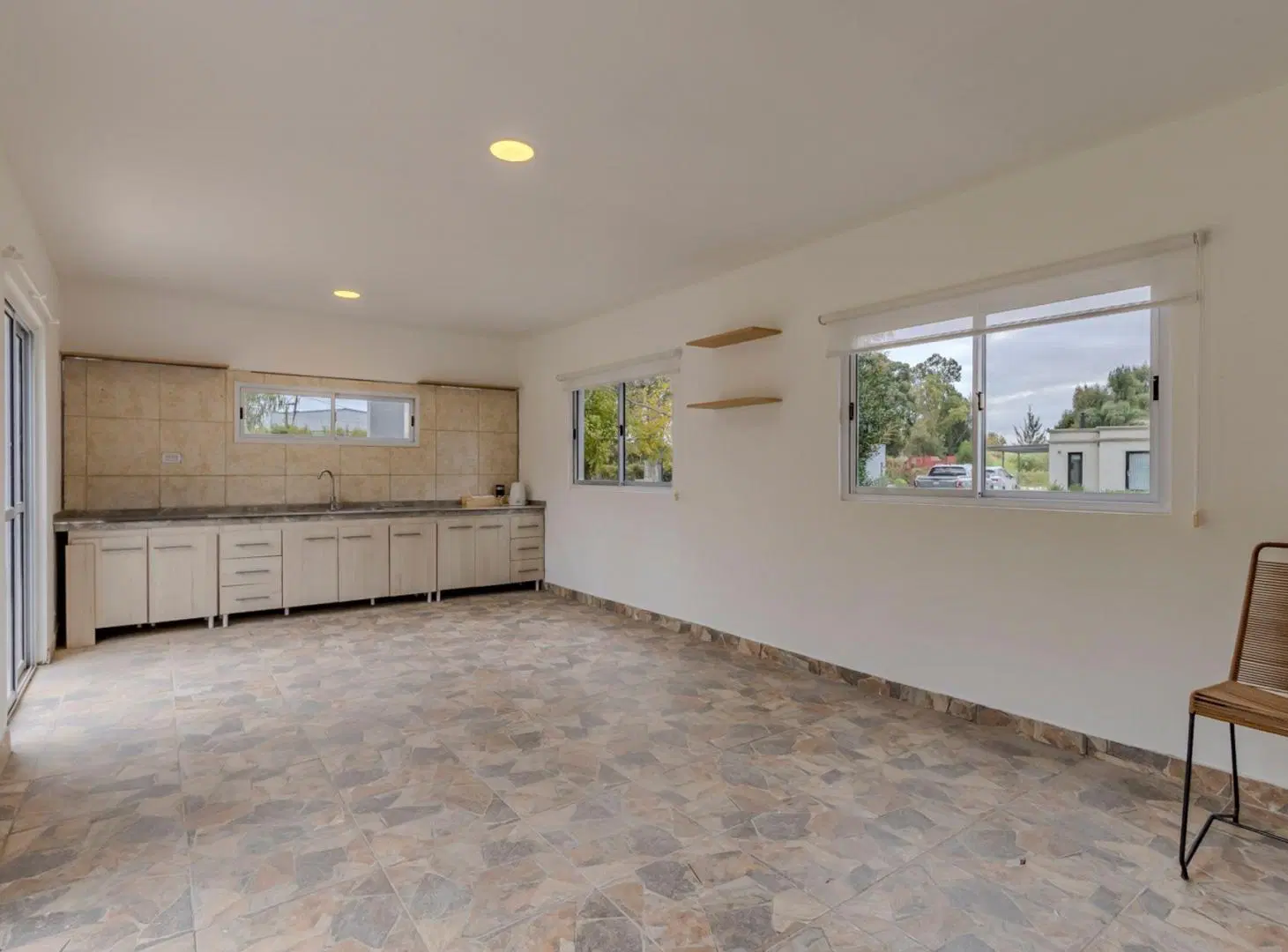 CASA EN VENTA BARRIO LA CANDIDA 3 DORMITORIOS 2
