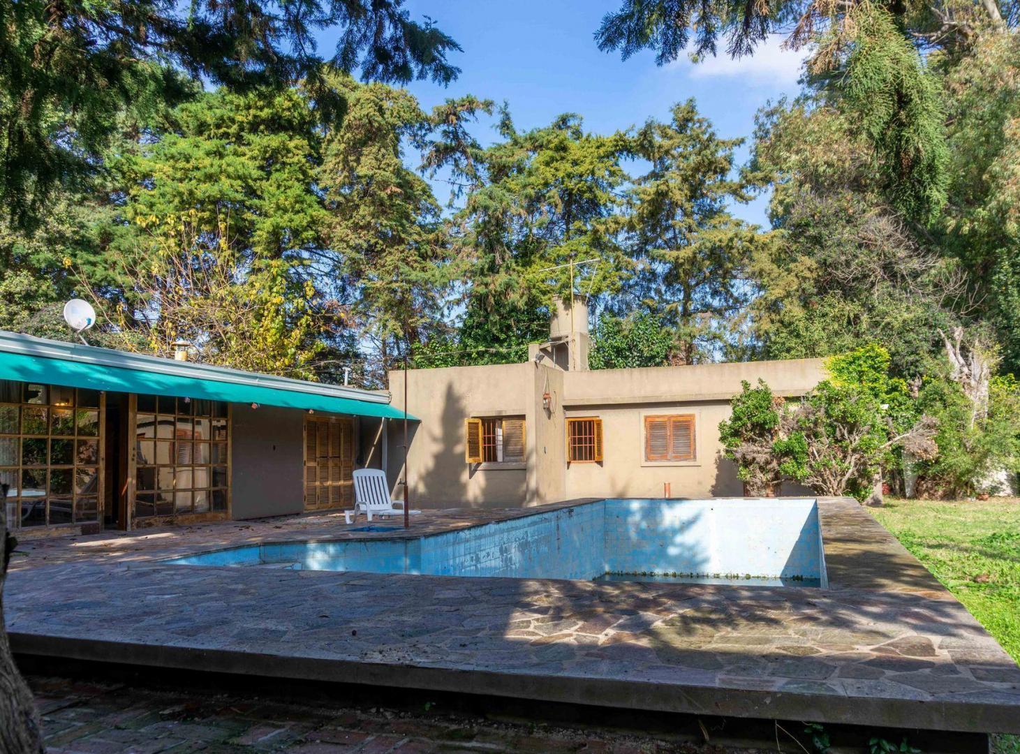 CASA EN VENTA GONNET