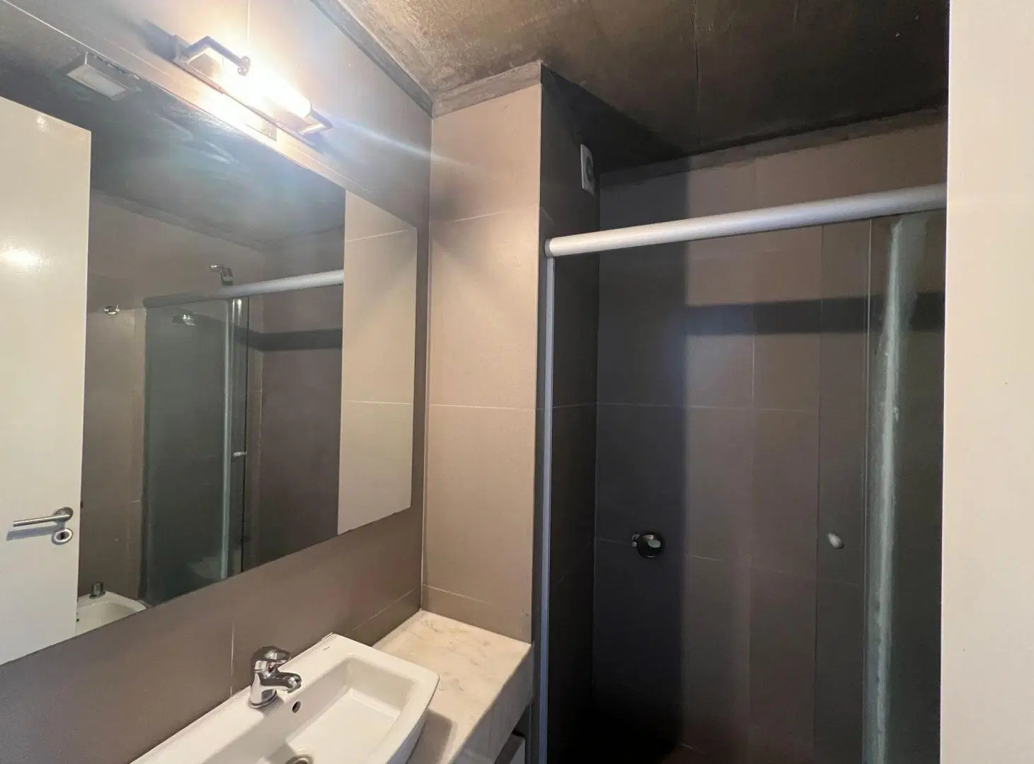 DEPARTAMENTO VENTA LA PLATA 2 DORMITORIOS COCHERA 5