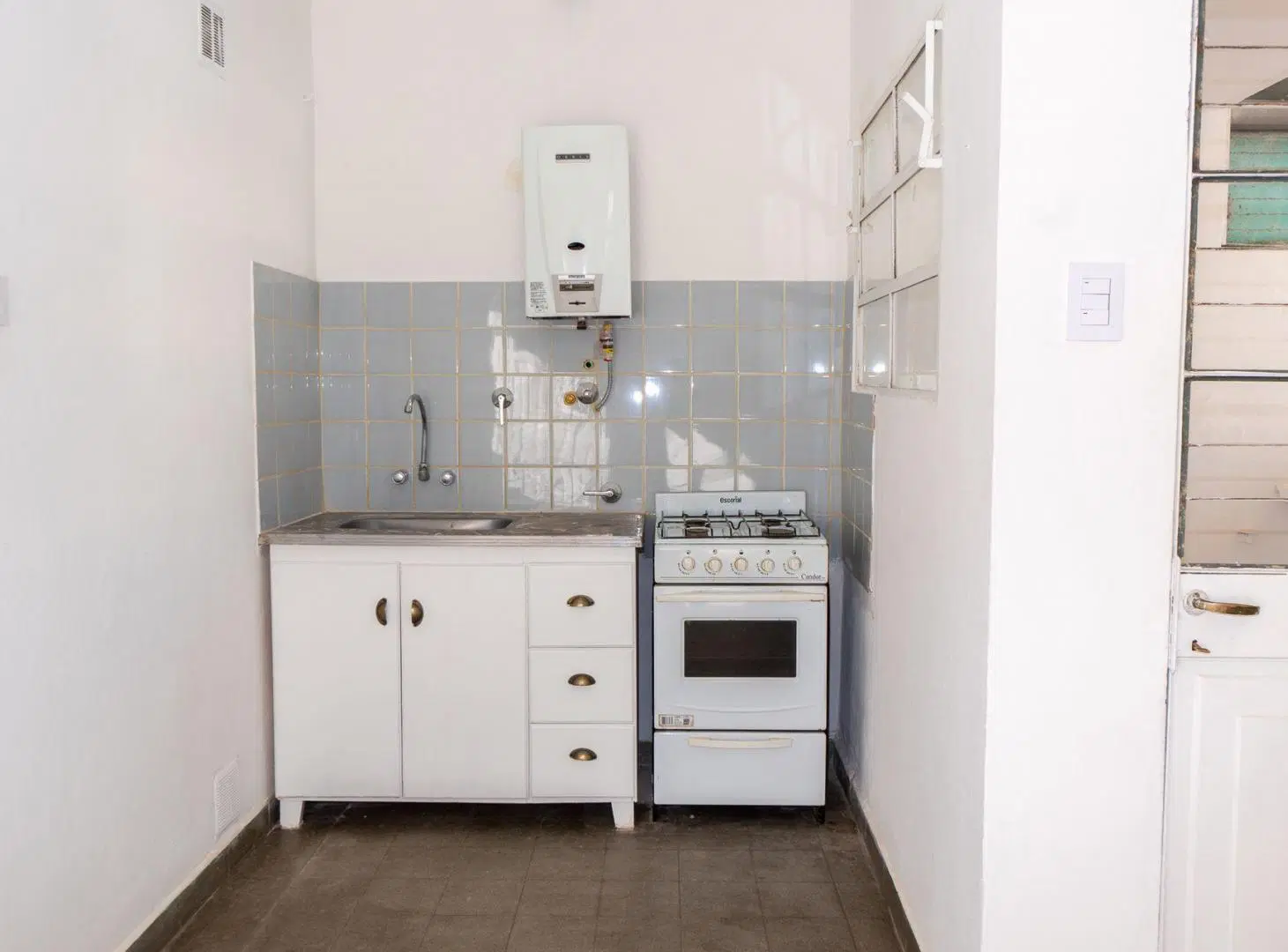 Ph en venta, La Plata. 1 dormitorio y patio 3
