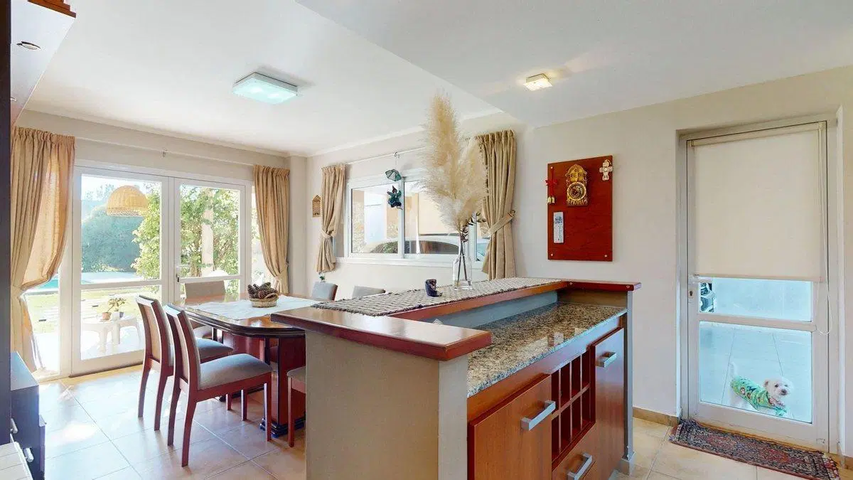 CASA EN VENTA SAN JOAQUIN 3 DORMITORIOS CON PILETA 3