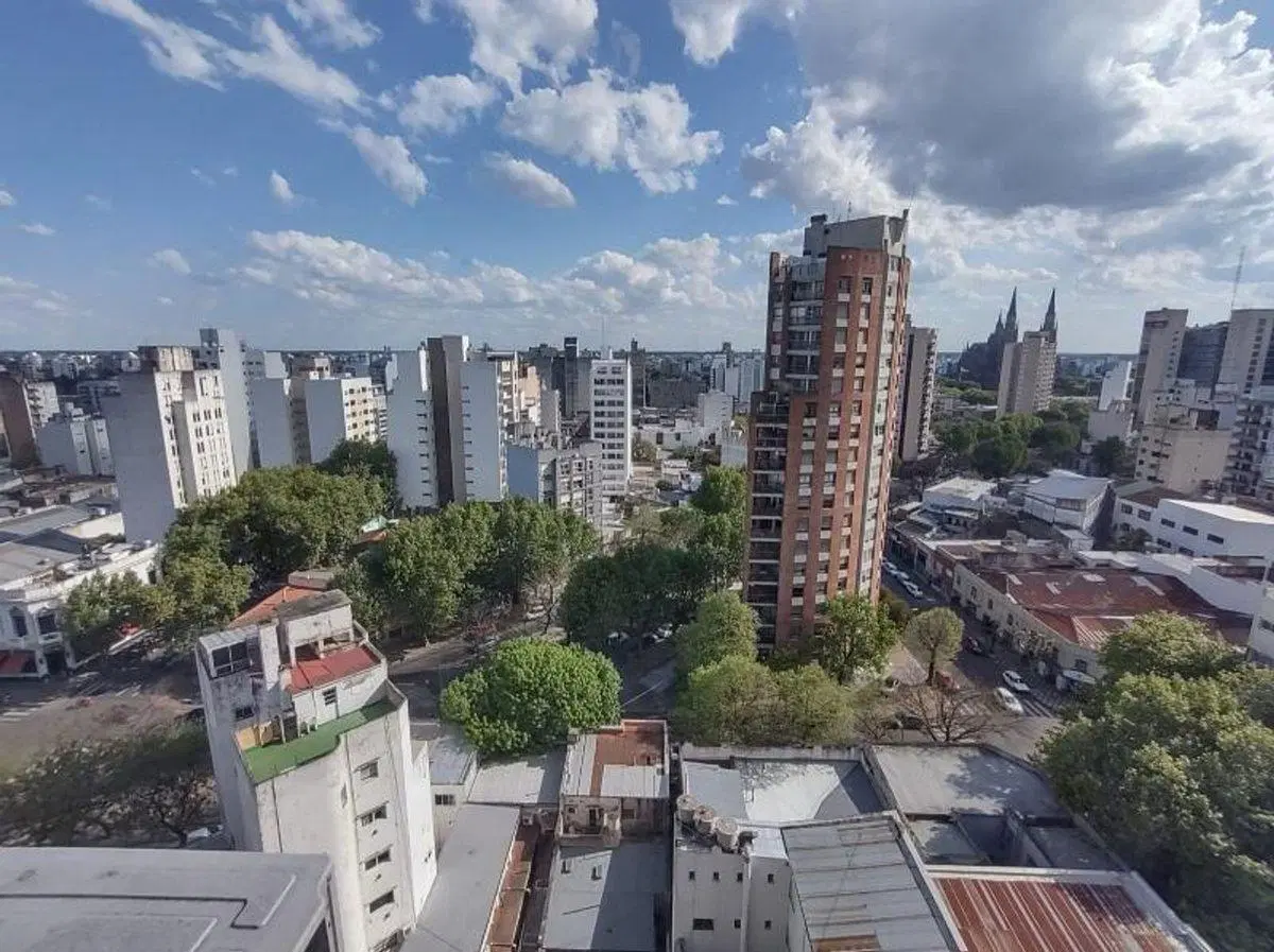 DEPARTAMENTO EN VENTA LA PLATA  3 DORMITORIOS 2