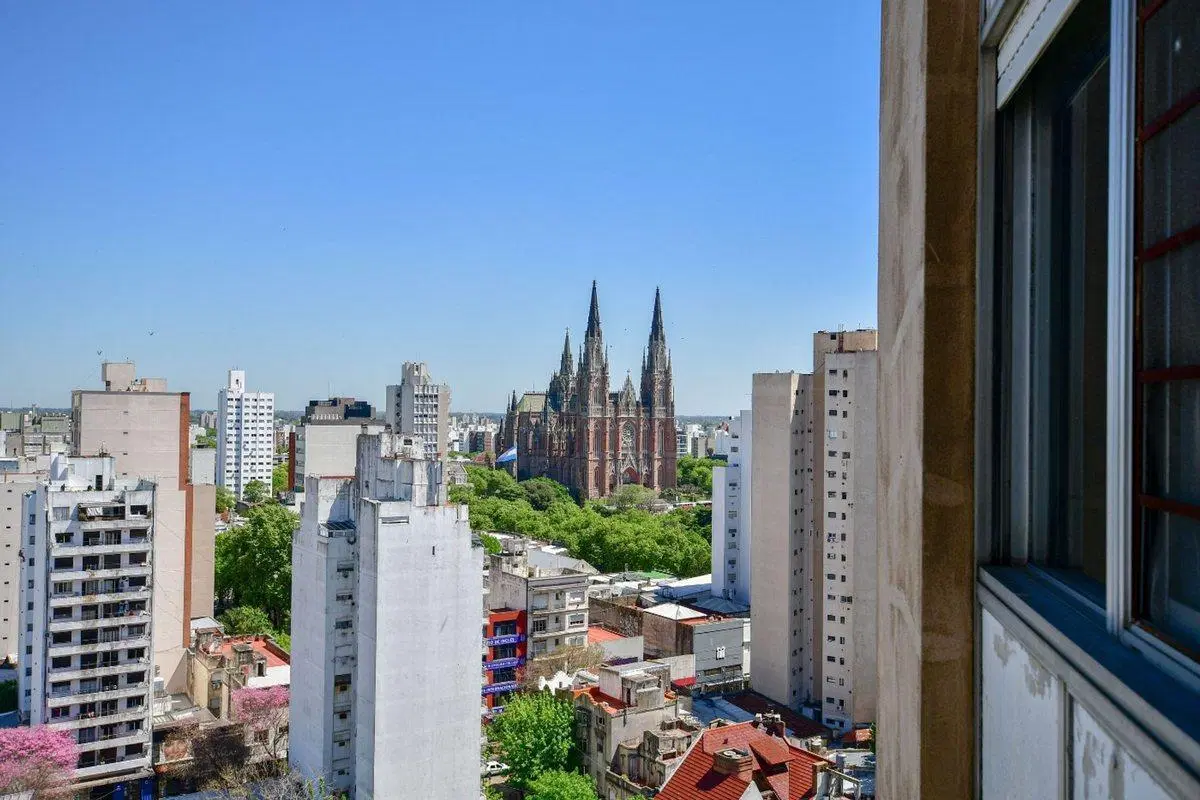 DEPARTAMENTO VENTA LA PLATA 3 DORMITORIOS CENTRO 3