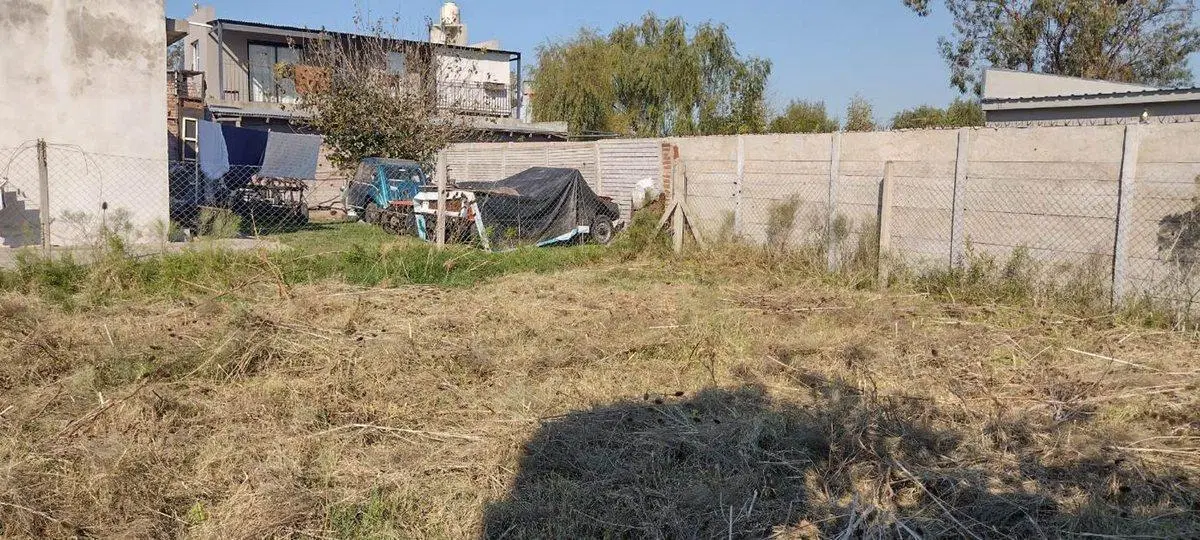 LOTE EN VENTA GONNET 2