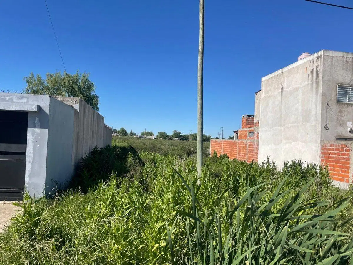LOTE EN VENTA ABASTO LA PLATA 5