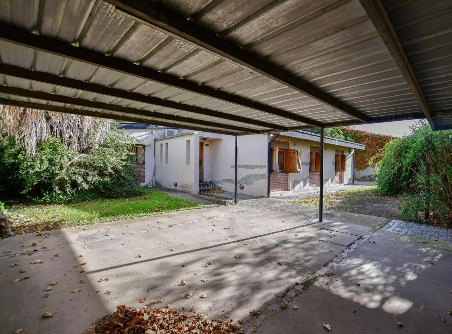 CASA VENTA GONNET LA PLATA QUINCHO 3 DORMITORIOS 2