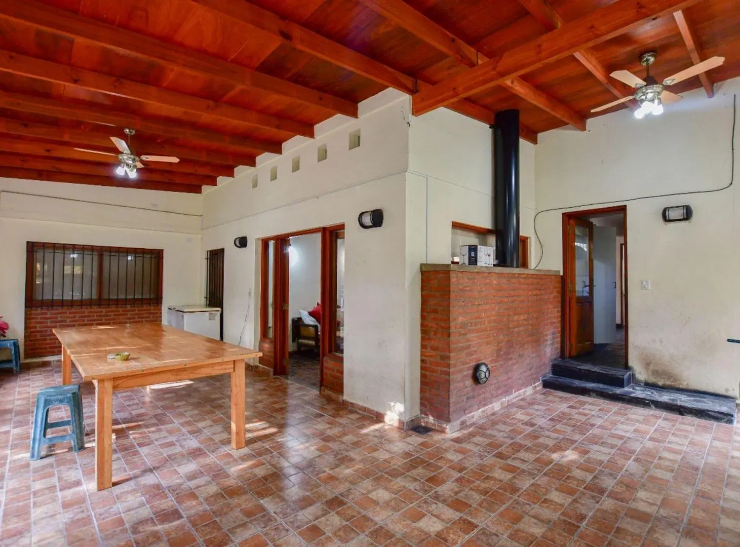 CASA VENTA GONNET LA PLATA QUINCHO 3 DORMITORIOS 3