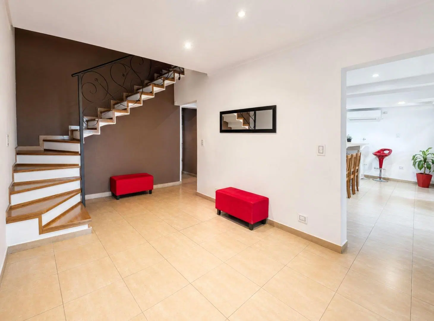 CASA VENTA QUILMES 5 AMBIENTES JARDIN APTA CREDITO 2