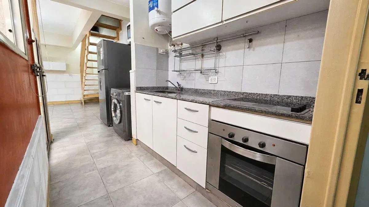DEPARTAMENTO DÚPLEX EN VENTA FLORES 2 AMBIENTES 3