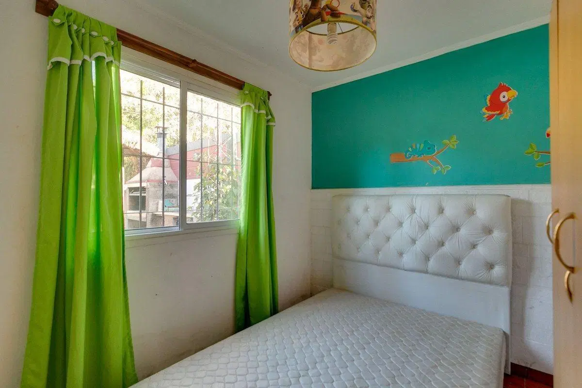 CASA EN VENTA LA PLATA 2 DORMITORIOS PILETA 4