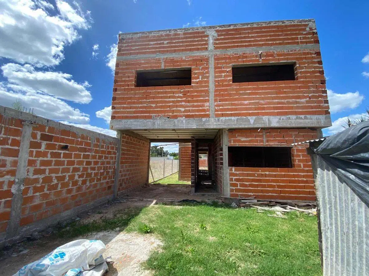 CASA EN VENTA LA PLATA 3