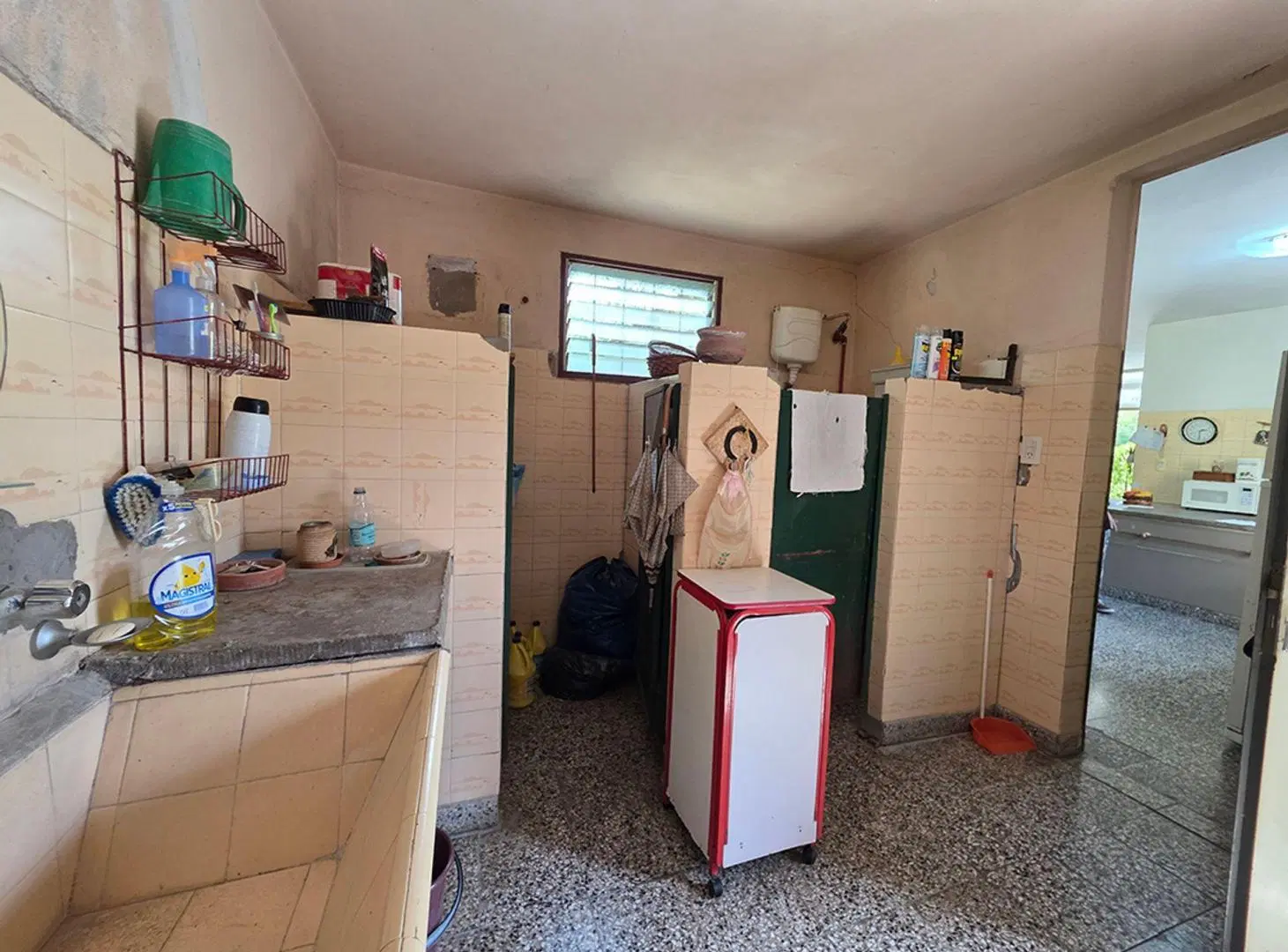 CASA EN VENTA ABASTO ESTANCIA CHICA 8