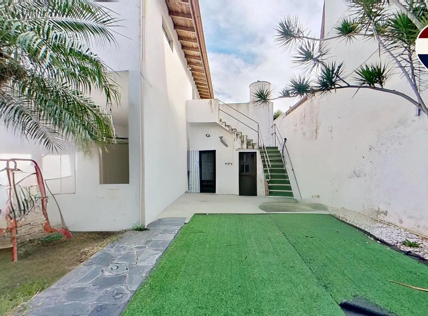 CASA EN VENTA QUILMES CENTRO PARQUE 6 AMBIENTES 3