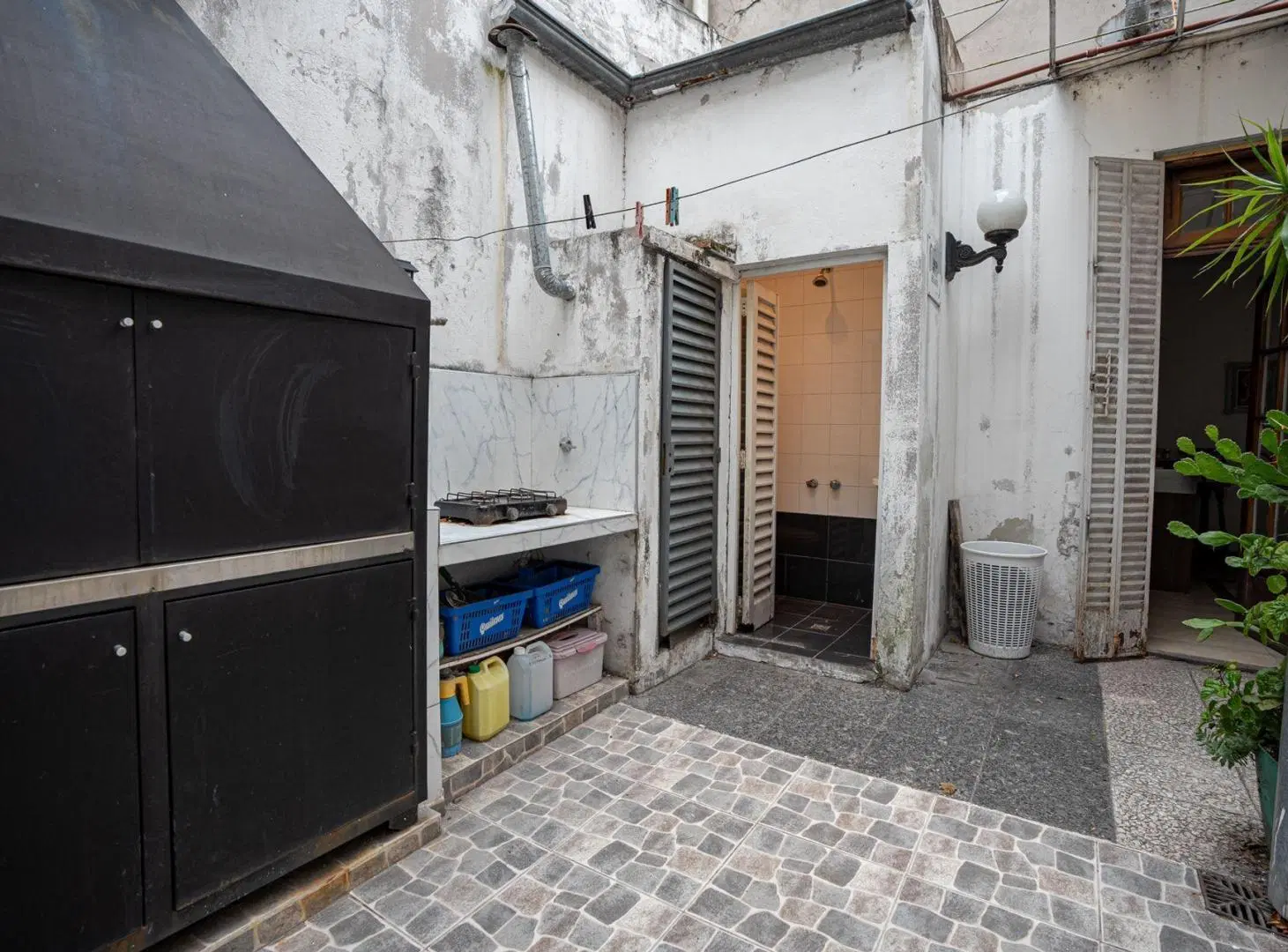CASA EN VENTA LA PLATA DESTINO COMERCIAL 5