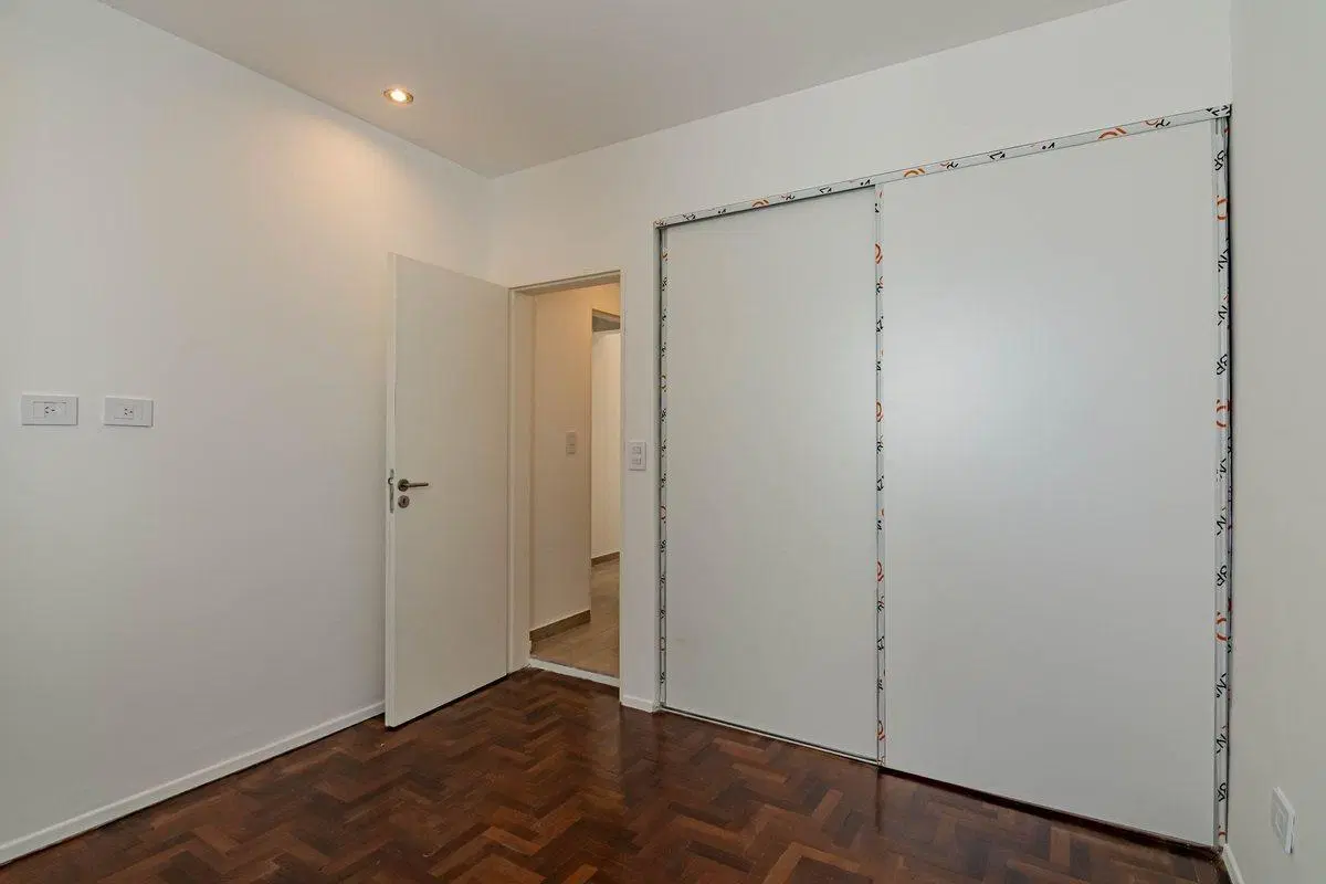 Casa en venta en La Plata 2 dormitorios 8