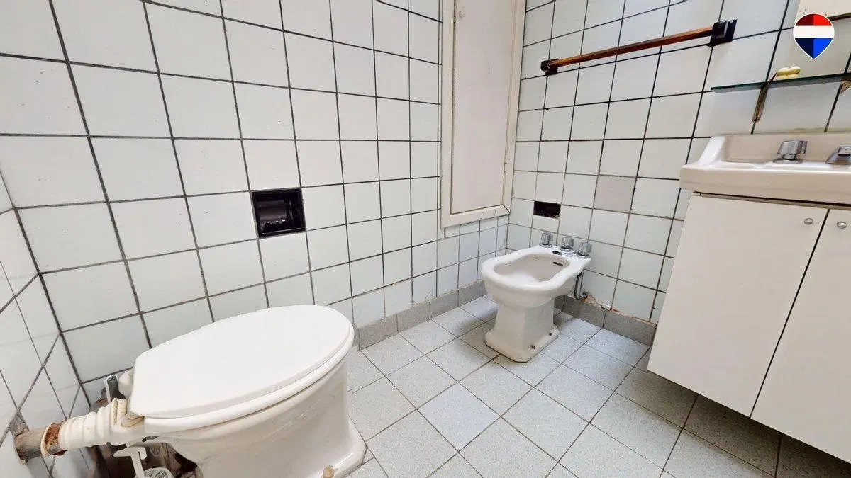 CASA EN VENTA QUILMES CENTRO PARQUE 5 AMBIENTES 8