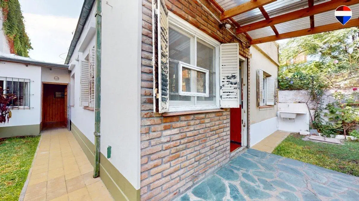 CASA EN VENTA QUILMES CENTRO PARQUE 5 AMBIENTES 4